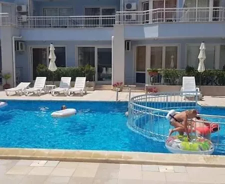 Sunny Dream Family In Apartamento *